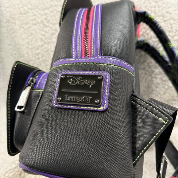 Dr. Facilier Glow and Lenticular Mini-Backpack with dustcover - Picture 6 of 9